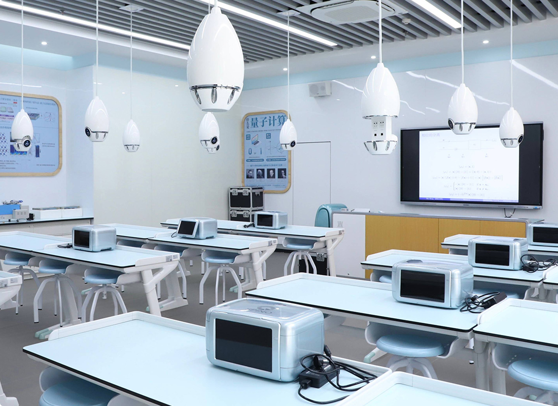 Quantum Computing Experimental Classroom